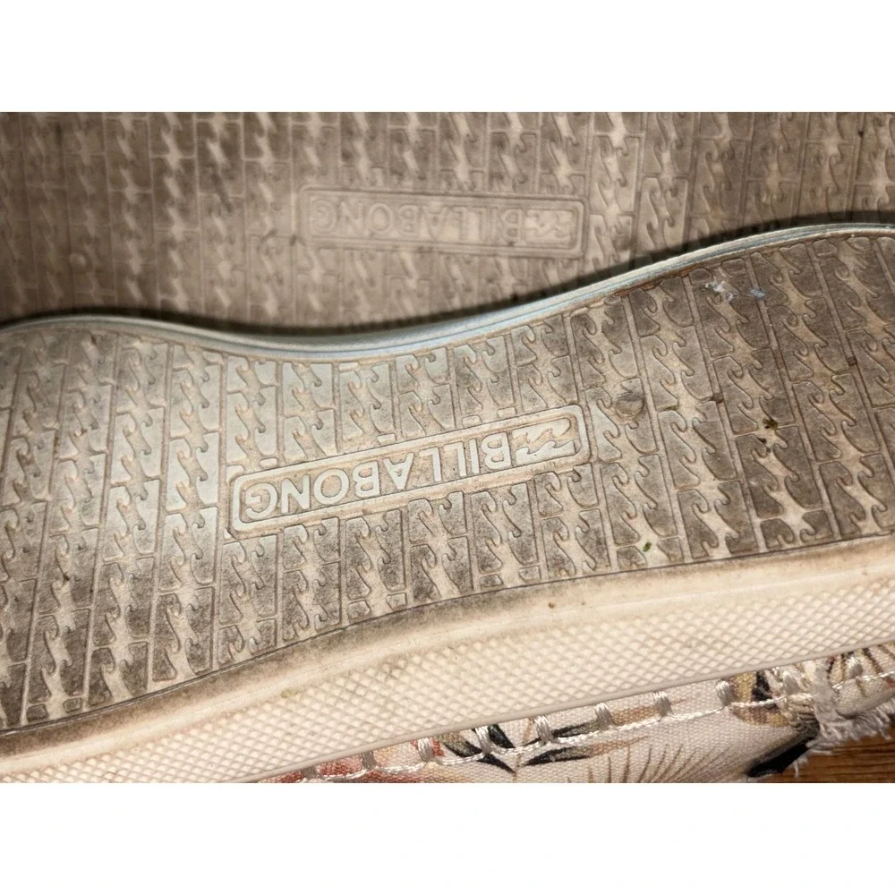 Billabong Cruiser Floral Print Canvas Slip On Shoes Women's‎ Size 7.5